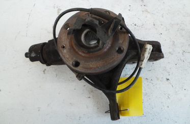 Citroen C4 5trg Bj 06 Achsschenkel Radlagergeh&auml;use vorn links NFU 1,6 80kw